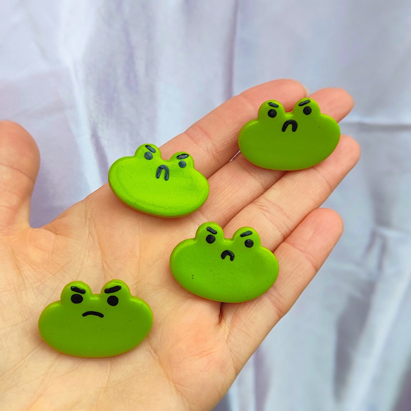 Froggie Handmade Pin Badge - Green Speckle Frog